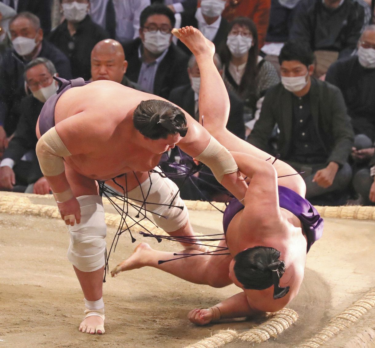 【写真】明生/照ノ富士