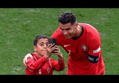 Kid-who-got-Cristiano-Ronaldo-selfie-gets-warning1-TinyPNG