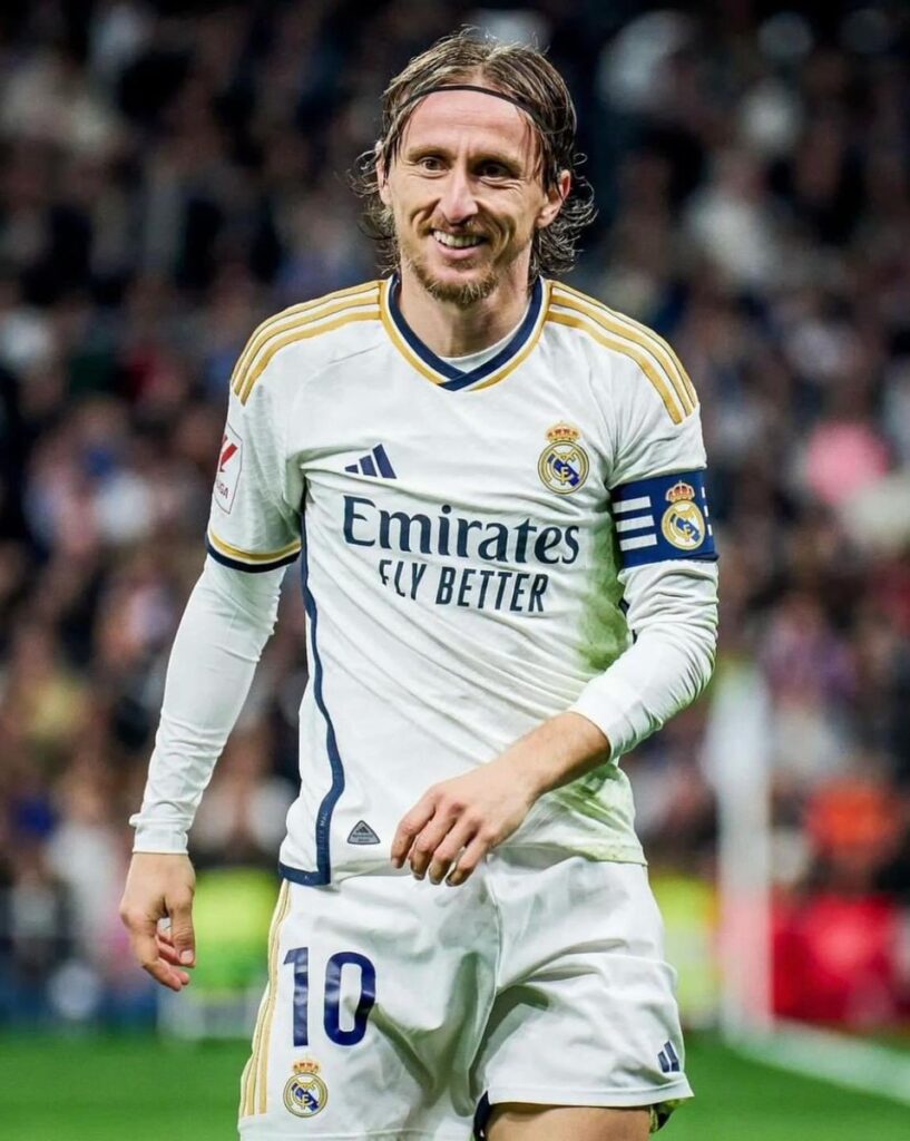 Luka Modric sẽ là đội trưởng mới của Real Madrid, có tin Bình Dương muốn mang anh về vào năm sau