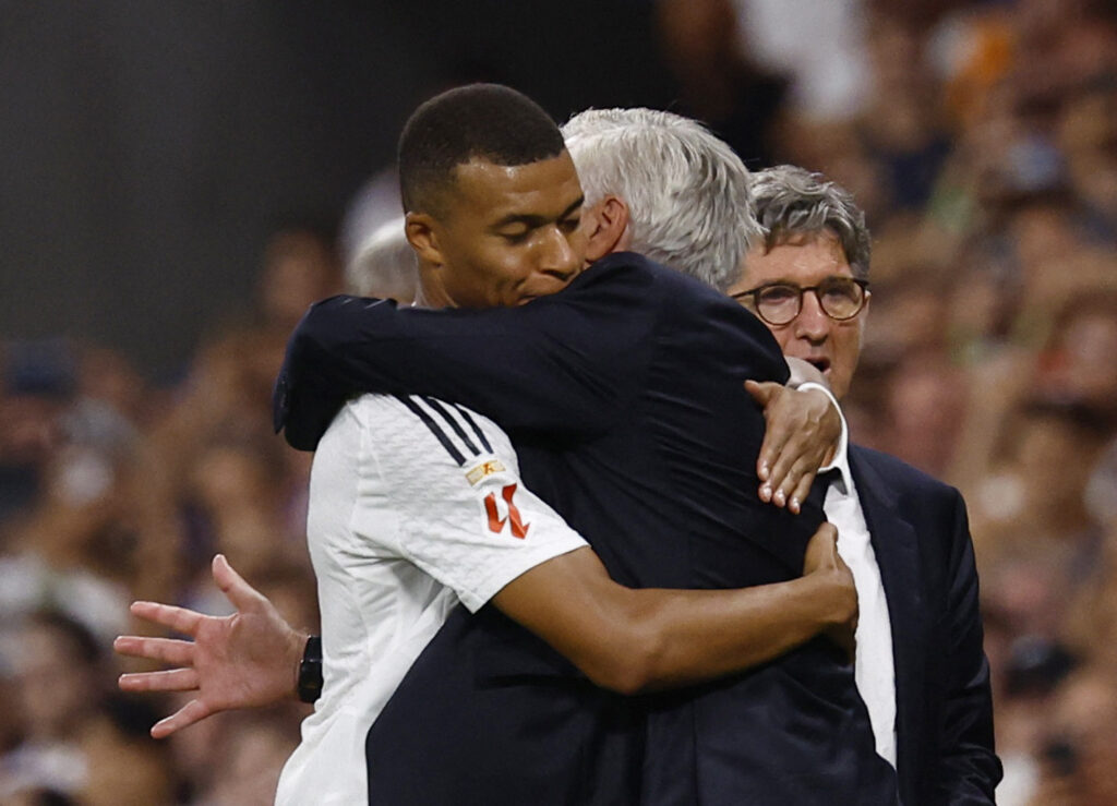 HLV Ancelotti lên tiếng về Mbappe sau trận thắng của Real với Betis (Ảnh: Reuters) 