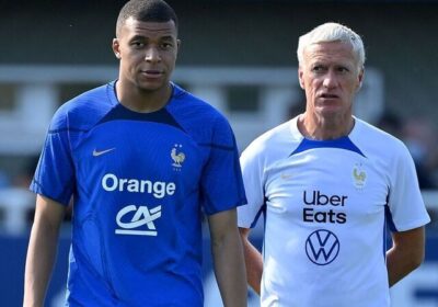 HLV Deschamps-Mbappe-1