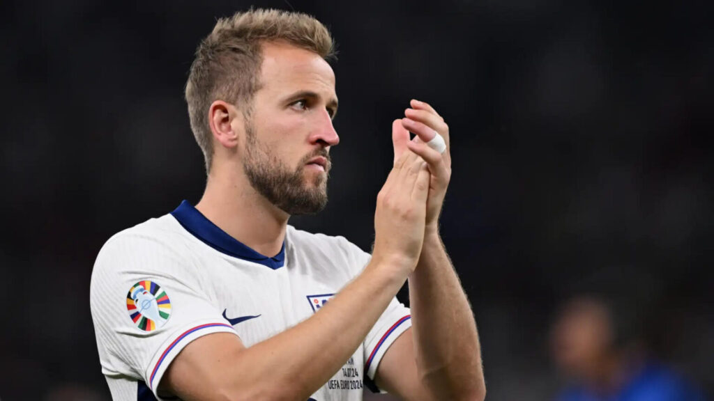 Harry Kane dự bị 