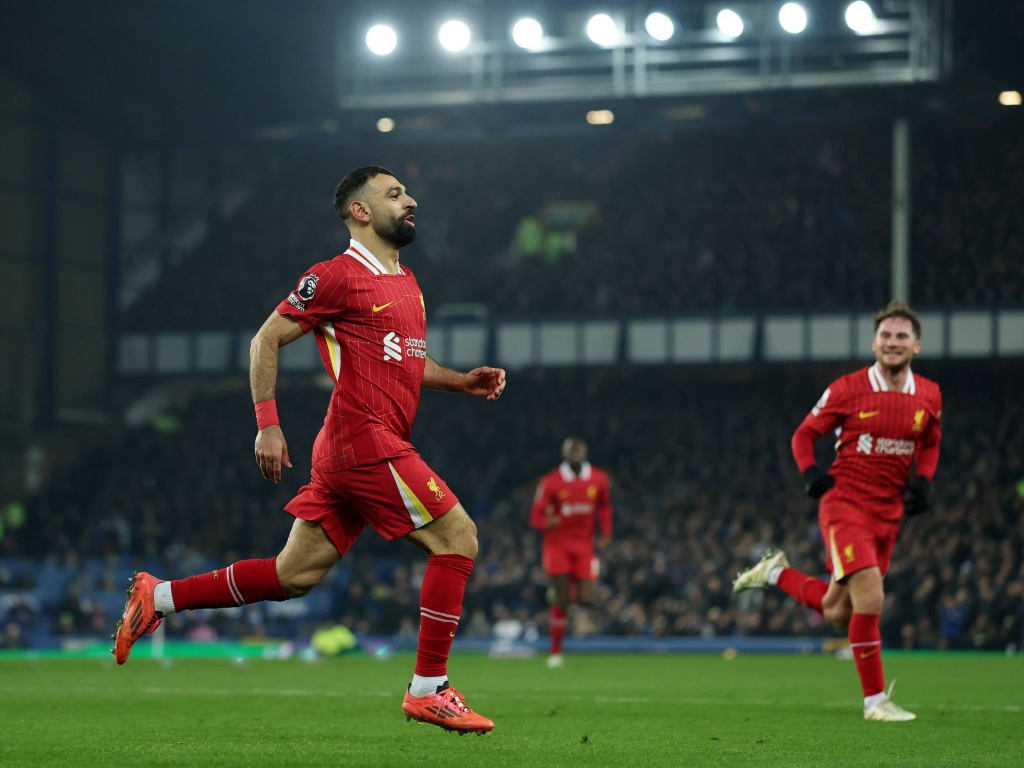 Everton 2-2 Liverpool: Mohamed Salah ghi bàn giúp Liverpool ngược dòng dẫn bàn