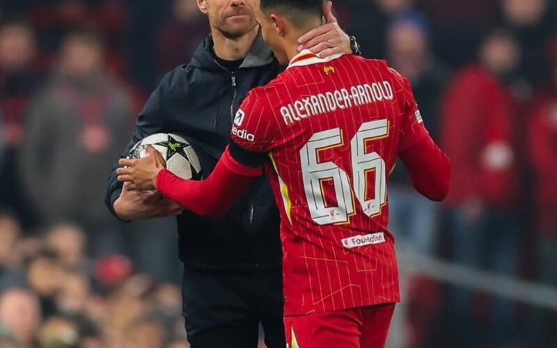 Trent Alexander-Arnold đến Real Madrid, lương thấp không tưởng