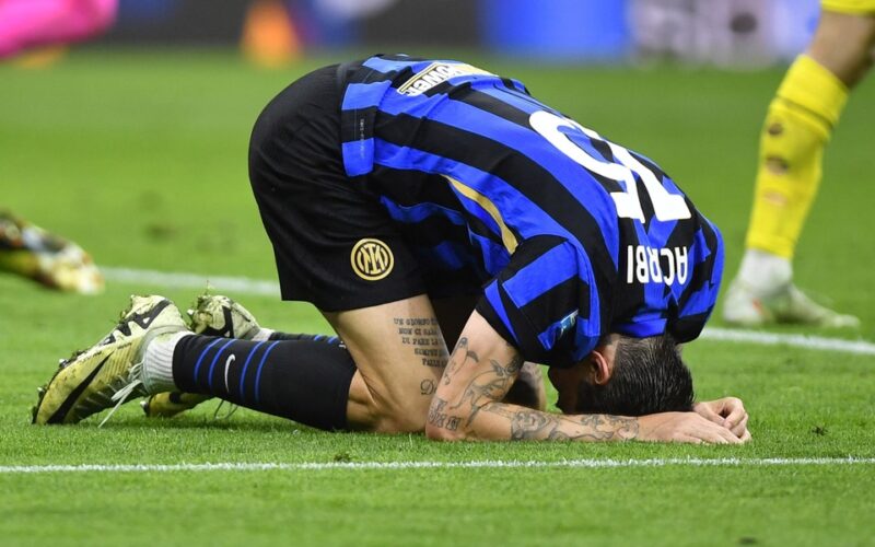 Inter Milan bị Lazio cầm hòa, phân định Serie A với Napoli ở vòng cuối