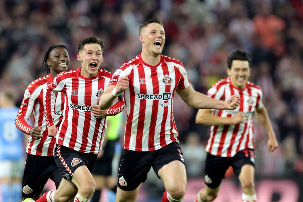 Sunderland hạ Coventry