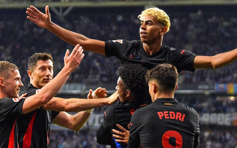 Barcelona đăng quang La Liga sớm nhờ cú đúp bàn thắng của Yamal