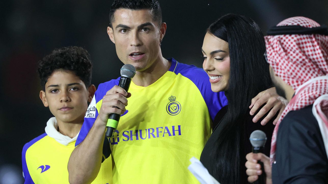 Saudi Arabia reportedly set to bend its law to allow Ronaldo to live with partner