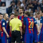 Barcelona referre bribing scandal