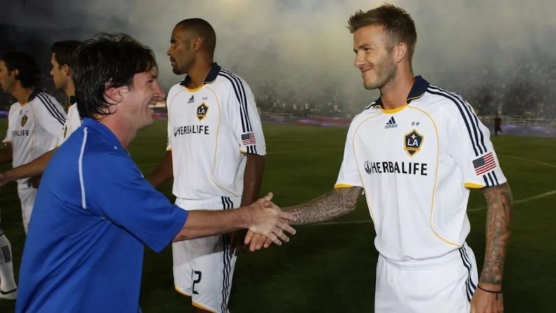 Messi gặp David Beckham trong trận Man United khoác áo LA Galaxy