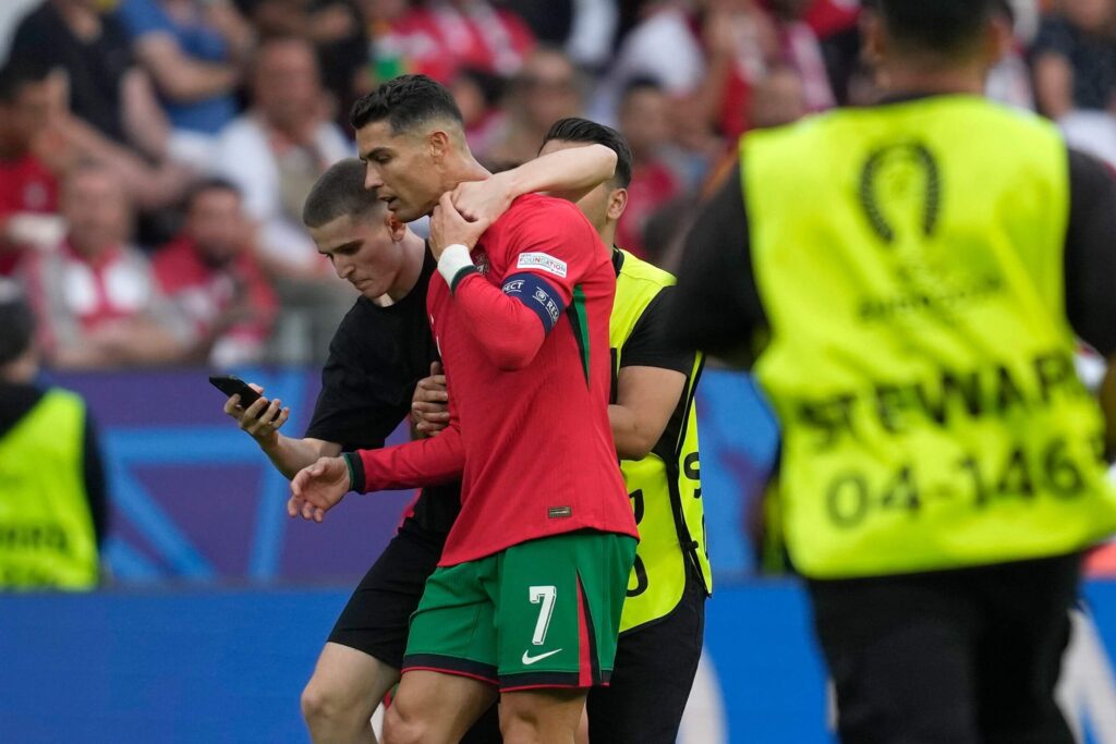 euro-2024-ronaldo-fans-must-stop-invade-pitch