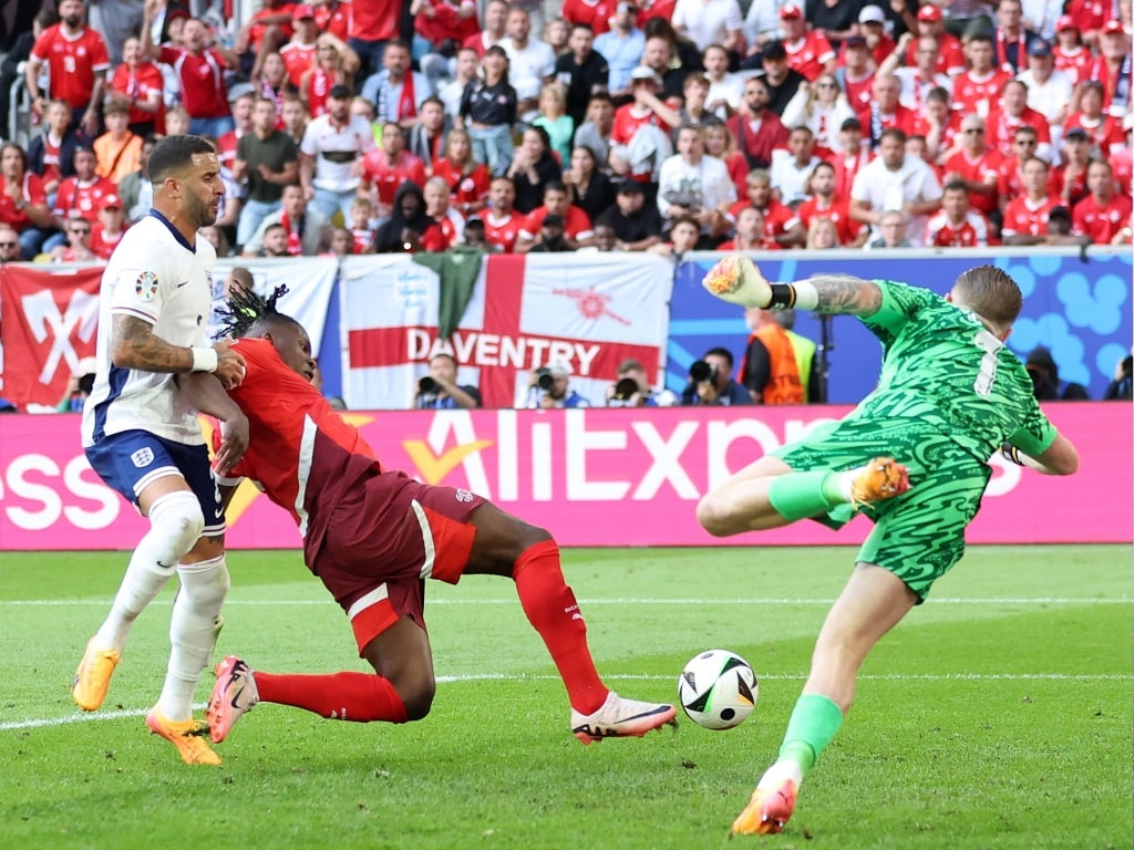 Embolo scored first as Switzerland took the lead