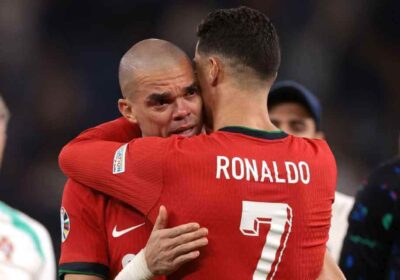 ronald-pays-tribute-to-retiring-teammate-pepe