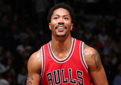 Derrick Rose, in red Bulls jersey, has decided to retire from the NBA after 16 years