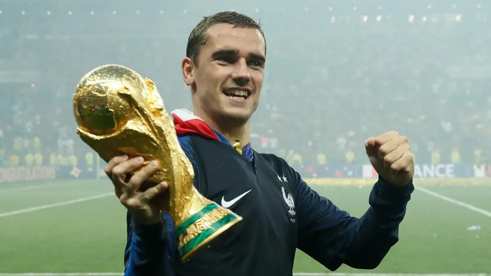 antoine-griezmann-announces-france-retirement