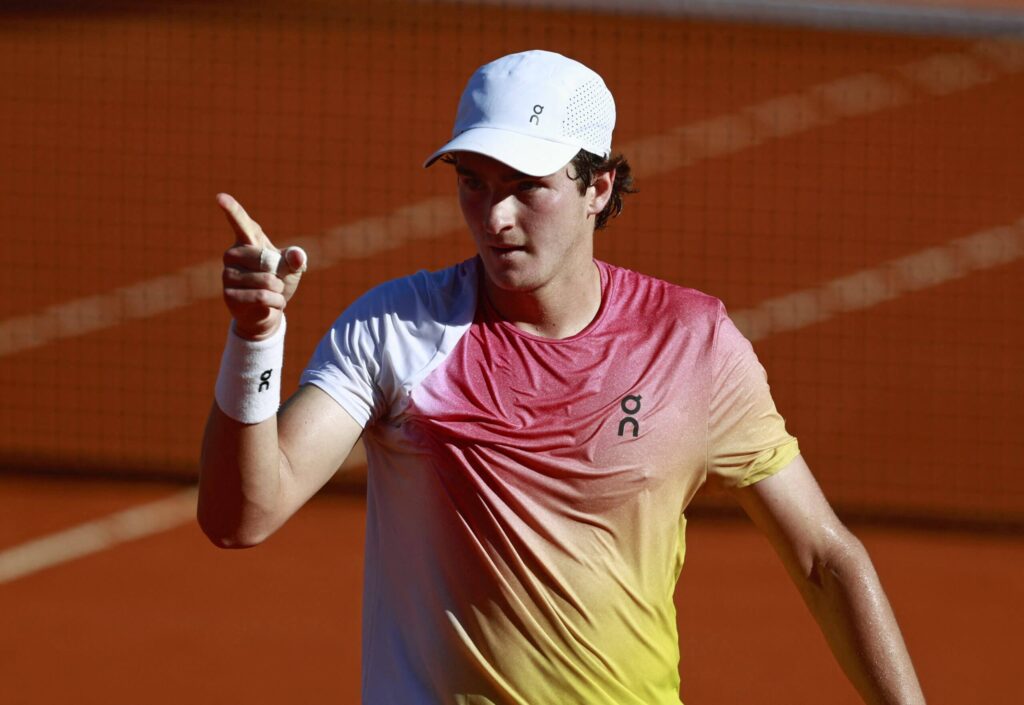 Brazilian Joao Fonseca points his finger to the crowd at the Argentina Open final on Sunday. Fonseca wins first ATP Tour-level title