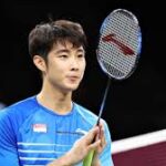 Singapore's Loh Kean Yew looks at the court with his racquet pointed upwards in file photo. Loh ousts June Wei, reaches German Open last 8