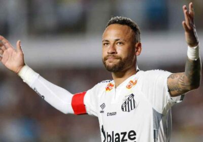 neymar-wants-to-sign-long-term-contract-with-santos-father