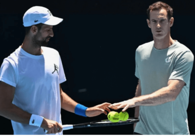 Serbia's Novak Djokovic and his coach Andy Murray (right) discuss a point in file photo. Murray joins Djokovic for Indian Wells