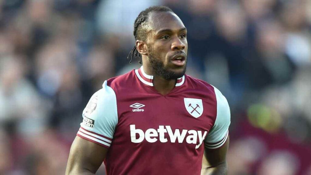 west-hams-antonio-will-play-again-after-car-crash