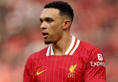 alexander-arnold-declines-to-talk-future-with-liverpool