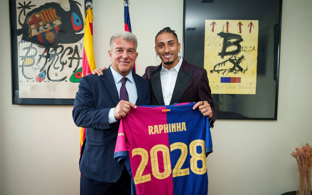 https://m88sports.net/barcelona-boss-hansi-flick-signs-new-deal/