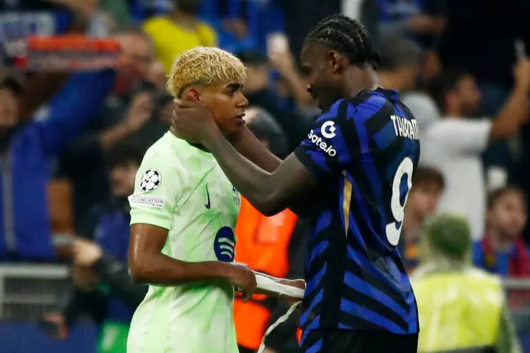 flick-barcelona-players-deserve-respect-despite-ucl-loss