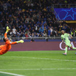 inter-milans-yann-sommer-hails-special-save-on-lamine-yamal