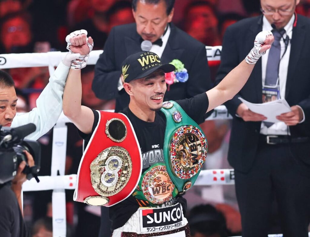 Undisputed bantamweight champion Junto Nakatani is strapped of his title belts after he posted a 6th round TKO win over Ryosuke Nishida in Tokyo on Sunday with unidsputed super bantamweight champion Naoya Inoue in attendance. Inoue 'welcomes' Nakatani to super bantamweight after TKO win