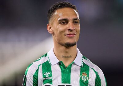 antony-bids-farewell-to-real-betis-returns-to-manchester-united