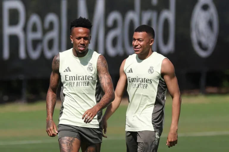 kylian-mbappe-hospitalized-with-acute-gastroenteritis