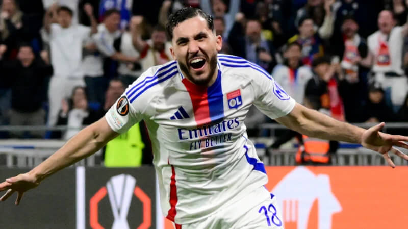 manchester-city-signs-rayan-cherki-from-lyon